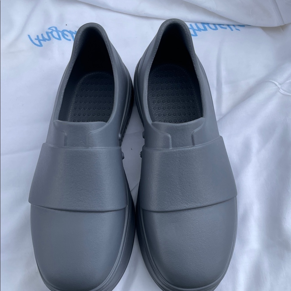 Shoe by Gales